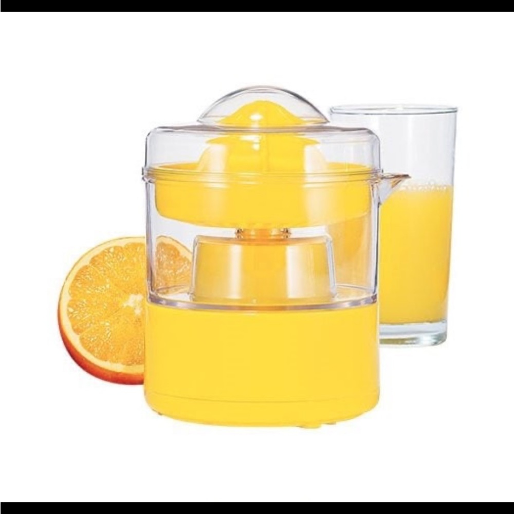 Vintage Avon Little Mighty Yellow Citrus Juicer - Avon 2012